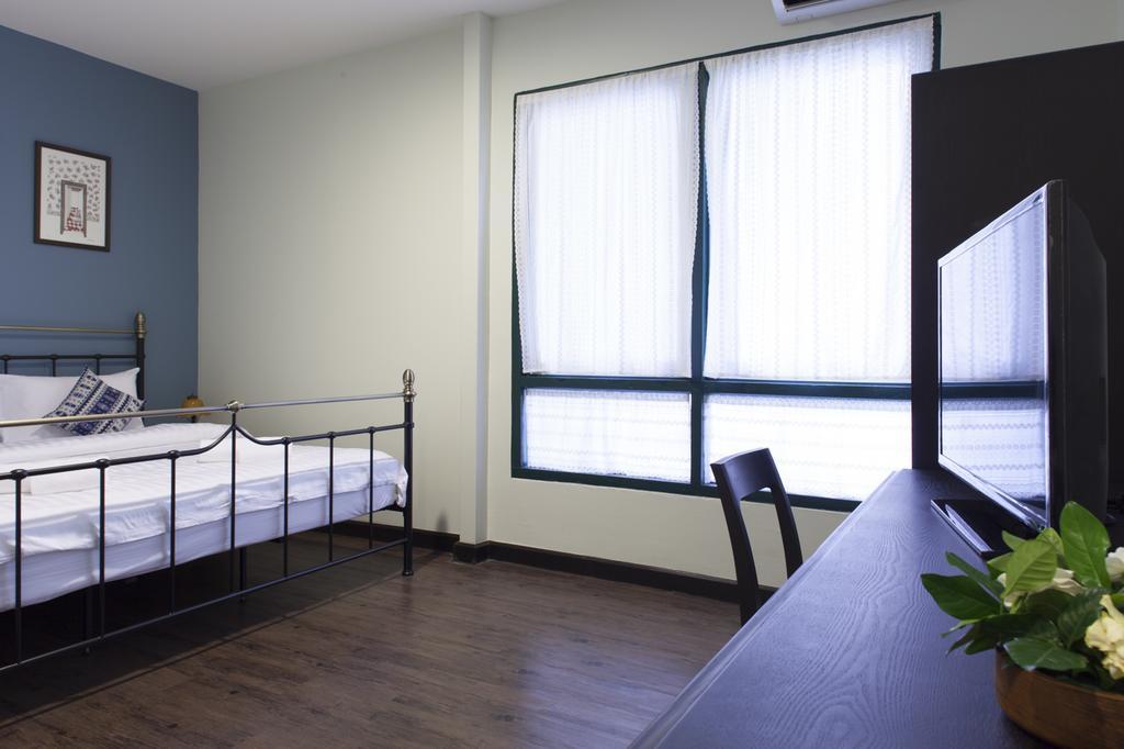 Baan Khun Nine Wang Doem Hotel Bangkok Room photo